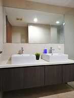 NaiBnB @ Regalia Residence