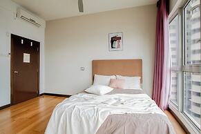 NaiBnB @ Regalia Residence