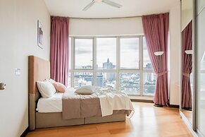 NaiBnB @ Regalia Residence