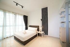 NaiBnB @ Regalia Residence