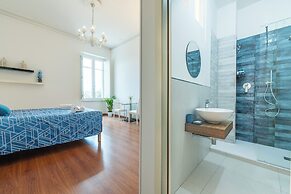 Blanco Rooms
