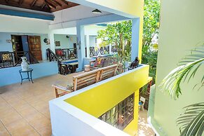 Indigo Beach Resort