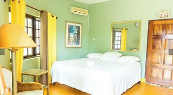 Indigo Beach Resort