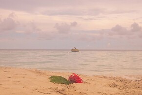 Indigo Beach Resort