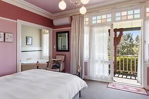 Bethany Manor