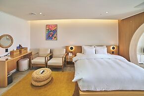 HEMIRION POOL VILLA&RESORT