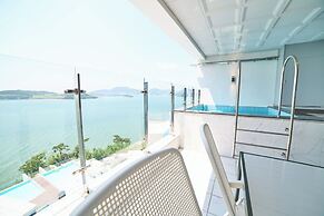HEMIRION POOL VILLA&RESORT