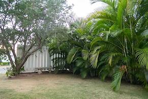 1-bed Smart Access Condo Near Bob Marley Museum