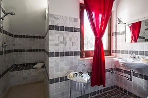 Enticing Apartment in Ascoli Piceno With Swimming Pool