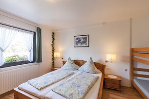 Cosy Apartment in Hallenberg Near Centre