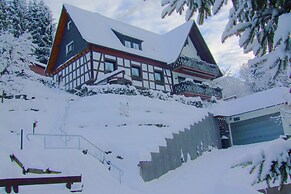 Cosy Apartment in Hallenberg Near Centre