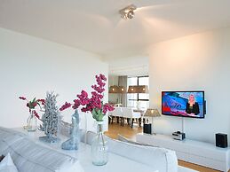 Spacious Modern Apartment in Scheveningen