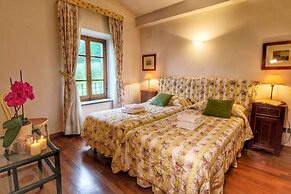 Cozy Holiday Home With Pool in Sienna Italy