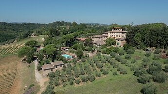 Cozy Holiday Home With Pool in Sienna Italy
