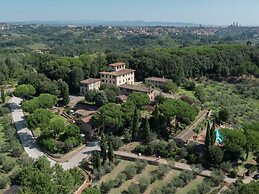 Cozy Holiday Home With Pool in Sienna Italy
