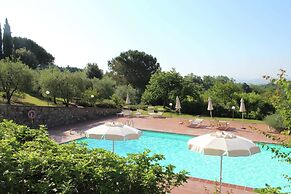 Cozy Holiday Home With Pool in Sienna Italy