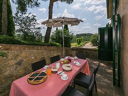 Cozy Holiday Home With Pool in Sienna Italy