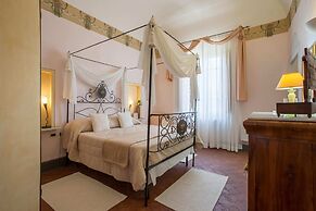 Beautiful Villa in Peccioli With Private Swimming Pool