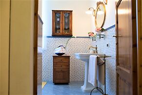 Beautiful Villa in Peccioli With Private Swimming Pool