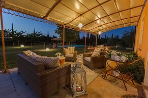 Pleasant Villa in Peccioli With Private Swimming Pool