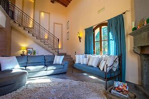 Pleasant Villa in Peccioli With Private Swimming Pool