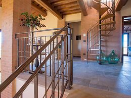 Pleasant Villa in Peccioli With Private Swimming Pool