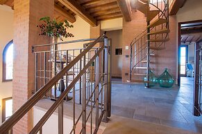 Pleasant Villa in Peccioli With Private Swimming Pool