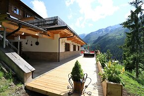 Apartment in Hochfugen With a Terrace