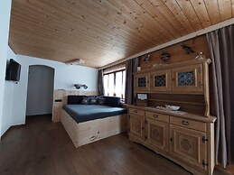 Apartment in Hochfugen With a Terrace