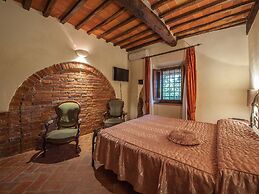 Comfortable Cottages in Loro Ciuffenna