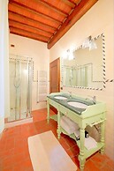 Comfortable Cottages in Loro Ciuffenna