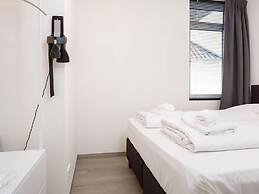 Apartment Located Directly on the Sneekermeer