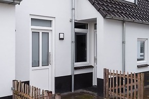 Apartment Located Directly on the Sneekermeer