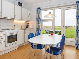 6 Person Holiday Home in Hojer