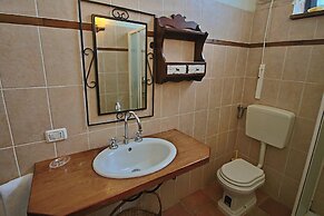 Large Holiday Home in Cagli With Pool