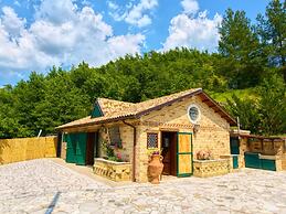 Large Holiday Home in Cagli With Pool