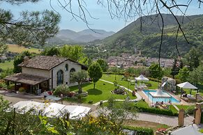 Large Holiday Home in Cagli With Pool