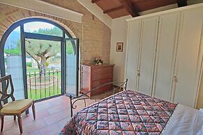 Large Holiday Home in Cagli With Pool