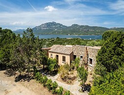 Simplistic Apartment in Olbia With Garden