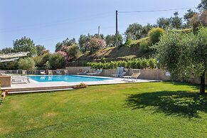 Lavish Holiday Home in Volterra With Pool