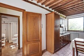 Lavish Holiday Home in Volterra With Pool