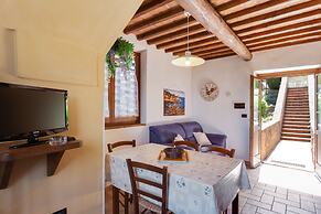 Lavish Holiday Home in Volterra With Pool
