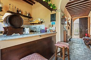 Rustic Holiday Home in Citta di Castello With Swimming Pool