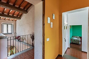 Rustic Holiday Home in Citta di Castello With Swimming Pool