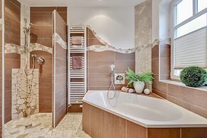 Spacious Apartment in Madfeld With Private Terrace