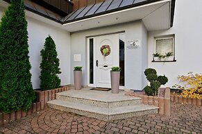 Spacious Apartment in Madfeld With Private Terrace
