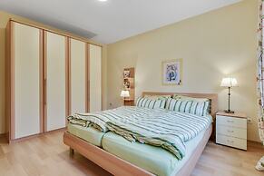Spacious Apartment in Madfeld With Private Terrace