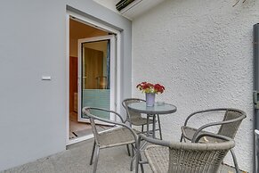 Spacious Apartment in Madfeld With Private Terrace