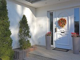 Spacious Apartment in Madfeld With Private Terrace