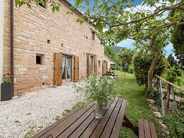 Graceful Holiday Home in Acqualagna With Swimming Pool